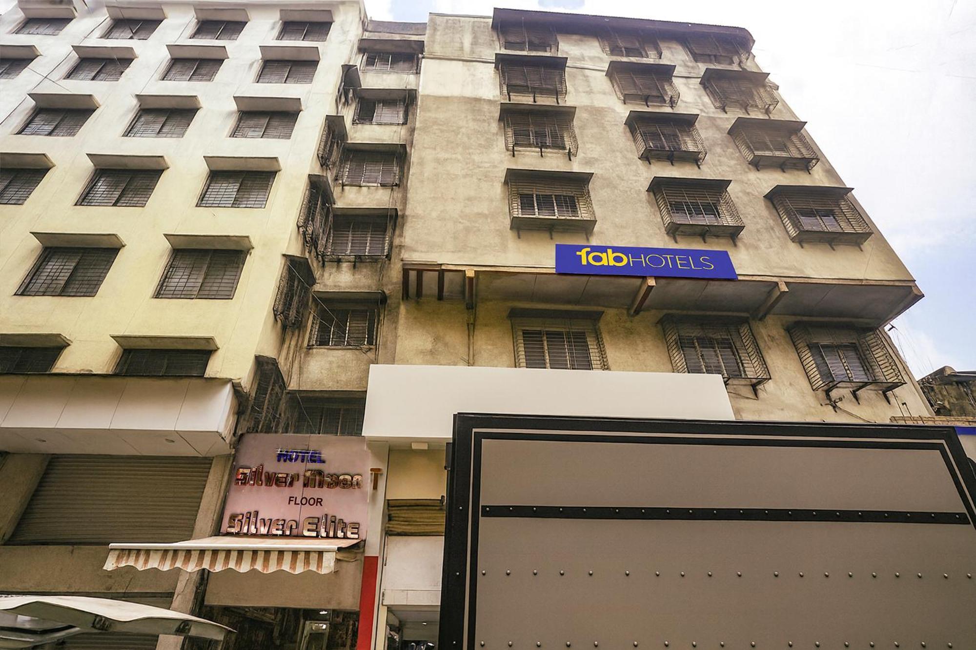 Via New Silver Elite, Mumbai